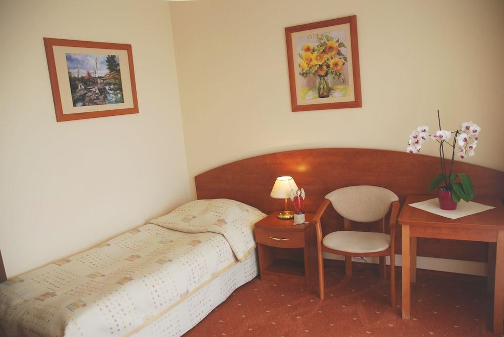 Dom Zdrojowy Diament Spa غجيبوفو المظهر الخارجي الصورة